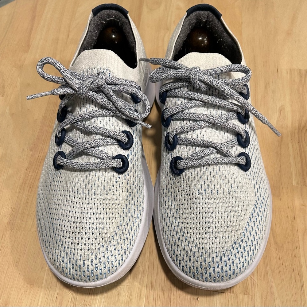 Women’s Allbirds Size 10 - Picture 3 of 8